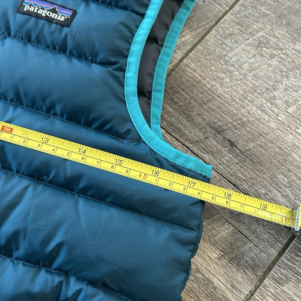 Patagonia Kids Boys Girls Teal  Down Quilted Sweater Puffer Vest Sz M 10